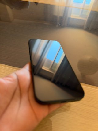 iPhone 16 Negro