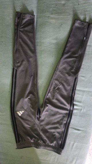 Pantalón adidas Gris
