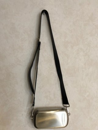 Zara Mini Bandolera Caja Metálica
