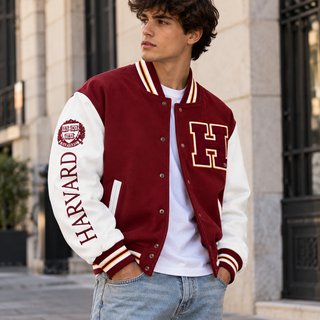 CHAQUETA VARSITY HARVARD × PULL&BEAR