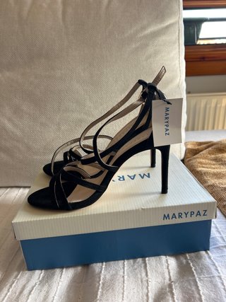 Tacones Negros Marypaz Talla 40
