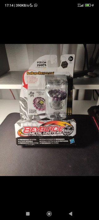 Beyblade Metal Masters Poison Zurafa