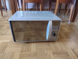 Microondas LG Plateado. !! NO FUNCIONA. !!