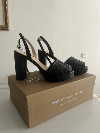 Sandalias de tacón Mint & Rose