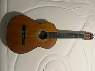 Guitarra Clásica Admira 630
