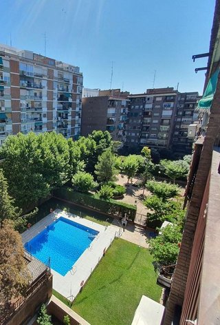Piso en alquiler en Pacífico en Madrid