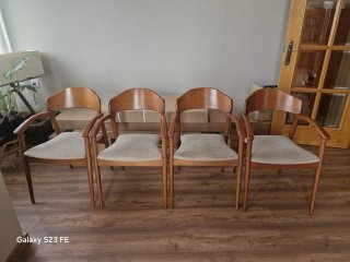 Set de 4 Sillas de Madera
