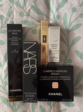 Lote de Maquillaje de Alta Gama Sin estrenar