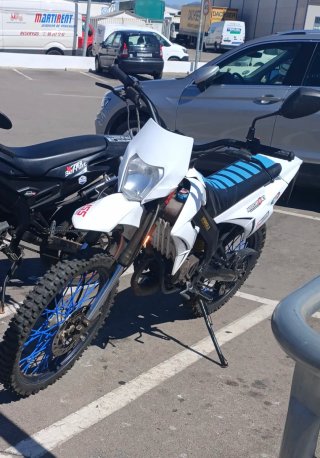 Moto 49cc Derbi senda