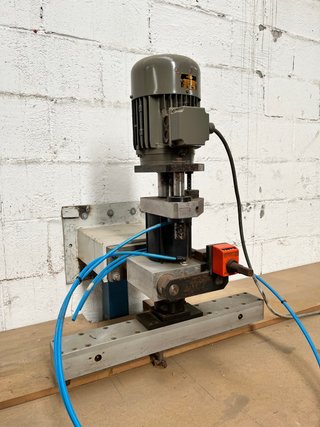 Fresadora industrial neumática de mesa