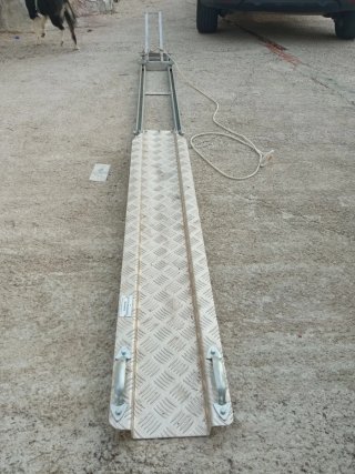 Portamotos con rampa para autocaravana