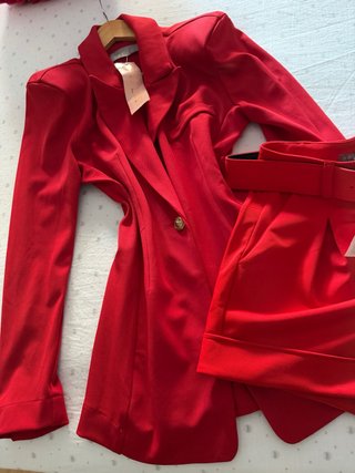 Conjunto Rojo Spi