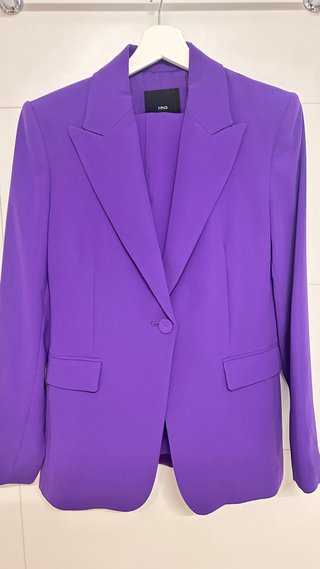 Traje Mango Morado