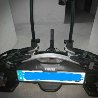 Portabicicletas Thule para coche