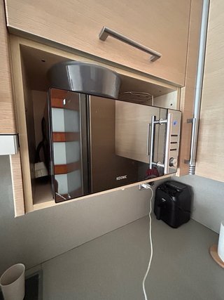 Microondas Koenic con Grill