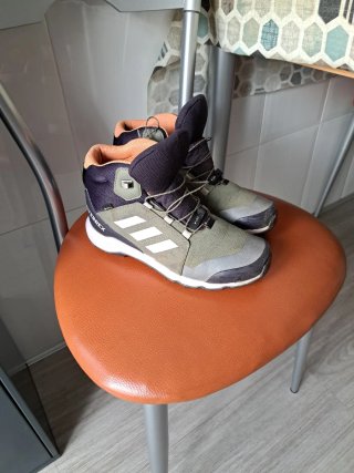 Botas de Montaña Adidas Terrex Talla 38 2/3Goretex