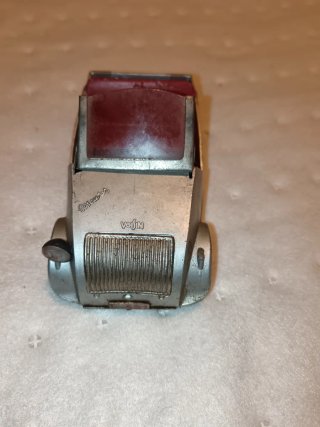 Coche Metálico Bicuter Voisin