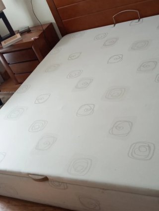 Canapé abatible 150x185 cm