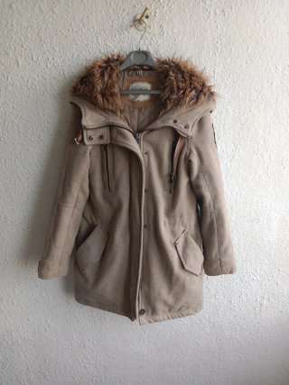 Abrigo Beige Pull&Bear Talla M