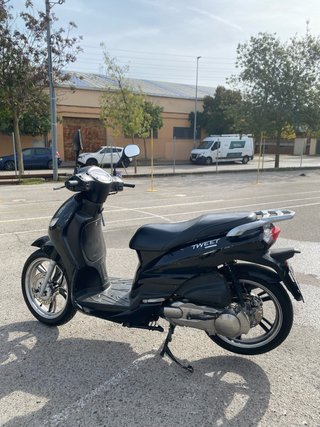 Peugeot Tweet 125