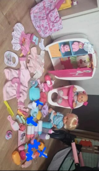 Lote Nenuco con muñecos y accesorios