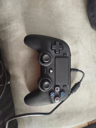 Mando PS4 Nacon