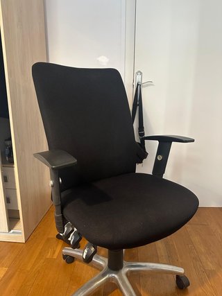 Silla de Oficina Ajustable con Ruedas