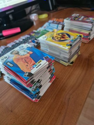 Lote de +500 cromos Adrenalyn XL 25-26