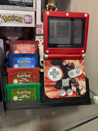 Expositor Game Boy Advance SP y 4 Juegos