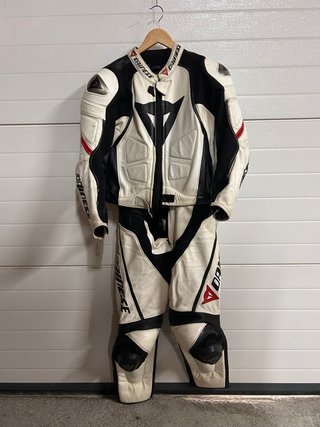Mono Dainese Laguna Seca talla 52