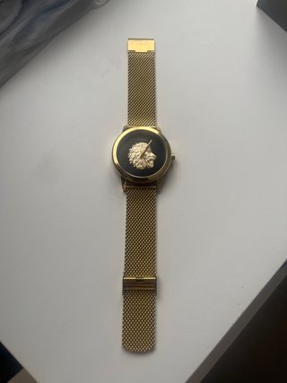 Reloj Guess Dorado