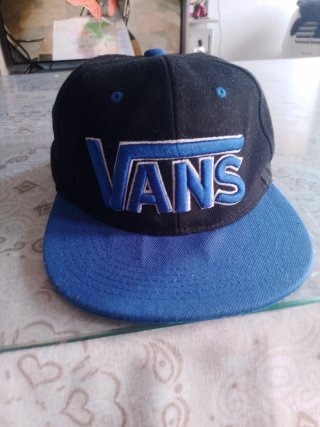 Gorra Vans Negra y Azul