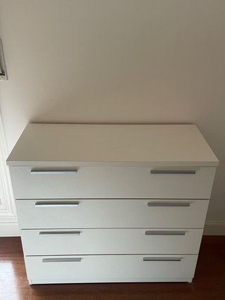 Conjunto Dormitorio: Cómoda y 2 Mesillas