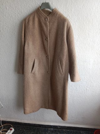 Abrigo Beige de Mujer