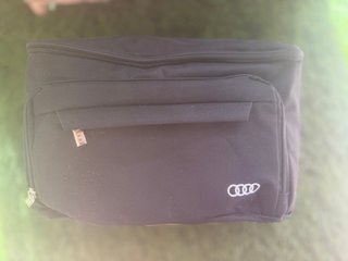 Maletin Set Limpieza Audi Original