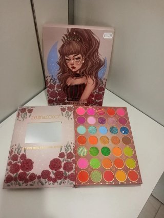 Paleta de Maquillaje KEVIN&COCO 82 Colores