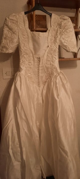 Vestido de Novia Beig