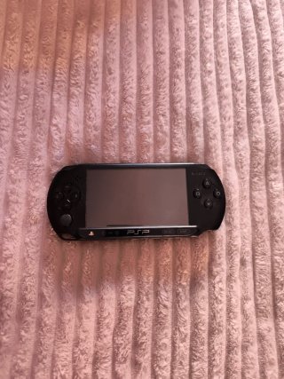 PSP E1000 Negra