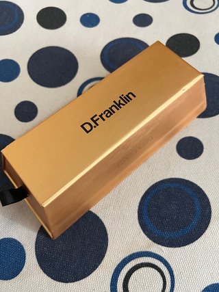Caja D.Franklin Dorada