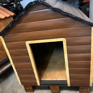 Caseta para perro de madera