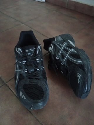 Zapatillas Asics Gel Kayano 14 Negras