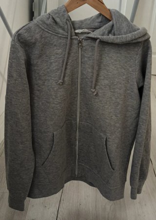 Sudadera Gris con Cremallera