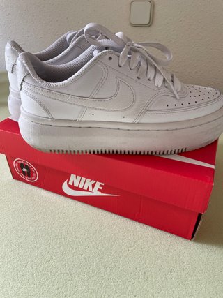 Zapatillas Nike Court Vision Alta Talla 37.5