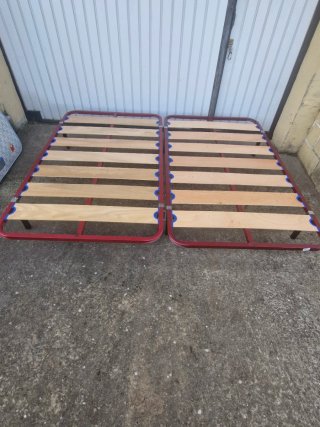2 Somieres y 2 colchones de 105cm