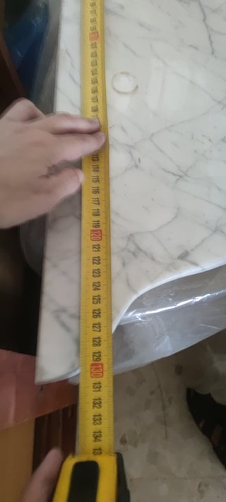 Consola Dorada con Sobre de Mármol
