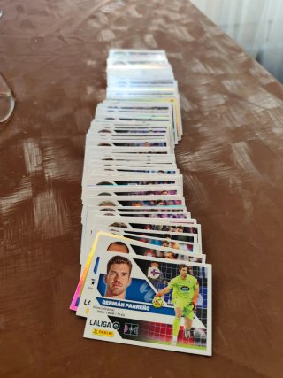 Lote de Cromos La Liga Panini  204 cromos en total