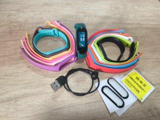 Xiaomi Mi Band 5 con correas de repuesto