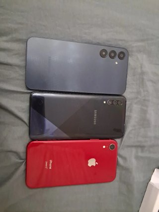 Lote 3 móviles para piezas: Samsung e iPhone