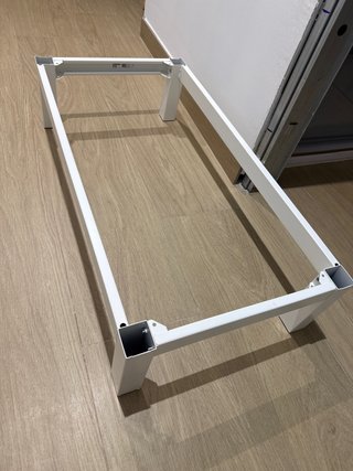 Base con patas para estantería IKEA Kallax