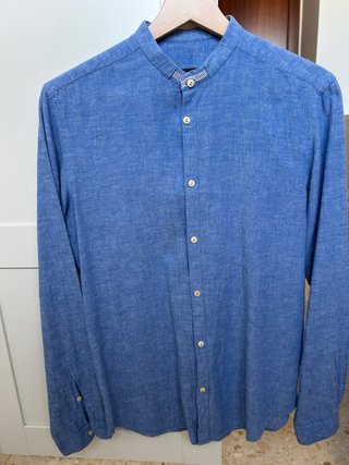 Camisa de lino azul Zara